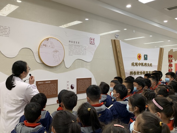 武進中醫藥文化科普宣教基地迎來首批參觀學生